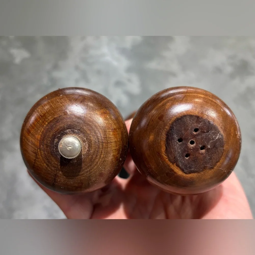 Vintage Wooden Salt Shaker & Pepper Mill